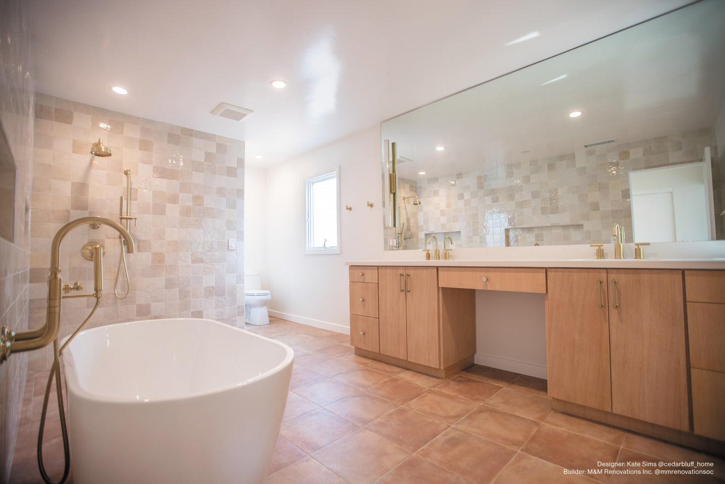 Cloé 5X5 Glossy Ceramic Tile in Creme