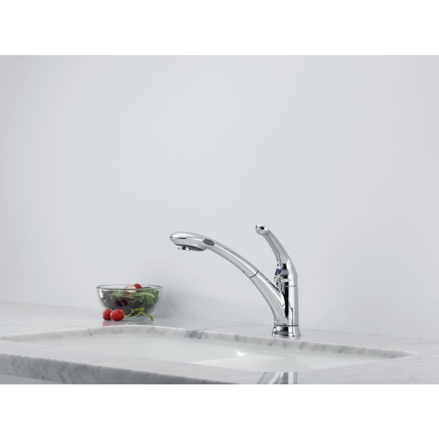 Signature Pull-Out Kitchen Faucet with Optional Base Plate - Includes Lifetime Warranty