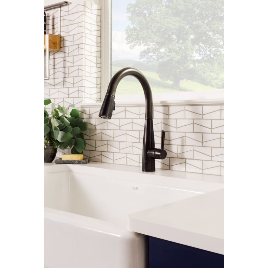 Essa Pull-Down Kitchen Faucet with Magnetic Docking Spray Head - Includes Lifetime Warranty