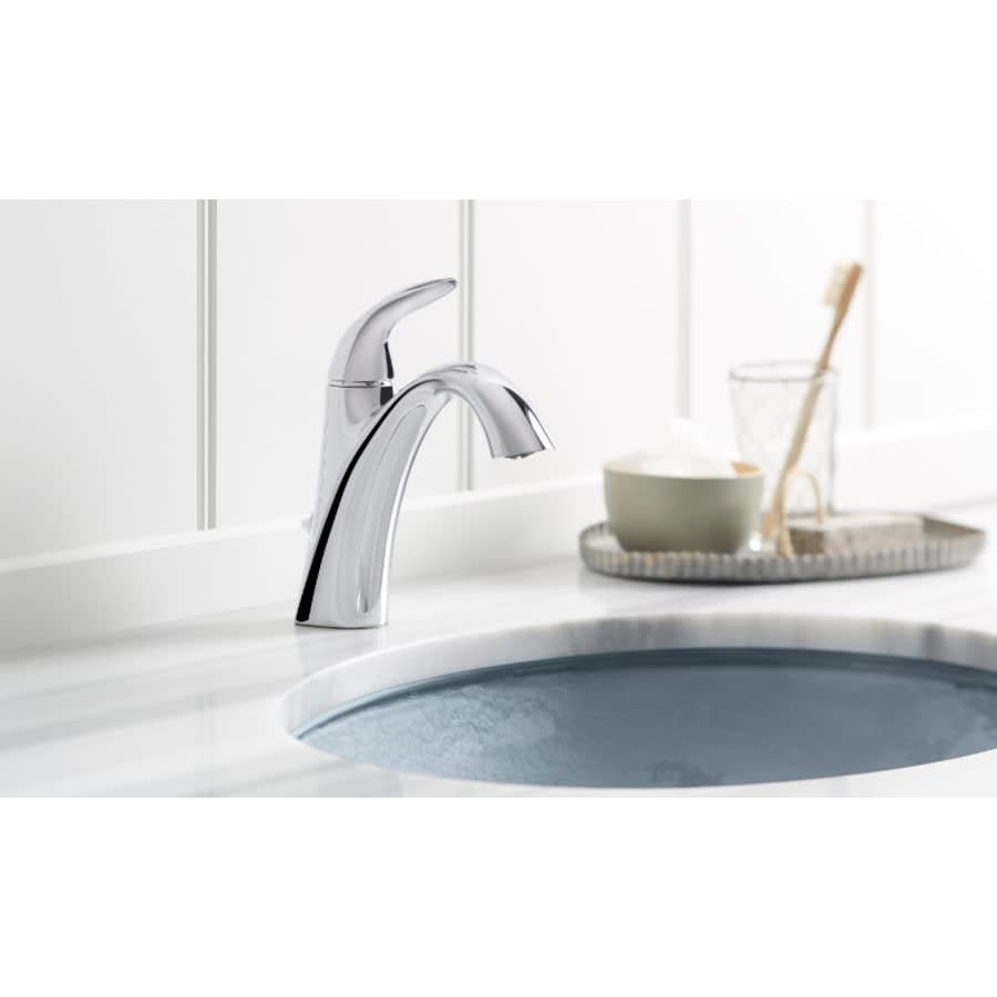 Alteo Single Hole Bathroom Faucet with Pop Up Drain Assembly Included