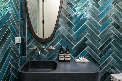 Remedy Hydro Rectangle, Fluted 2X10 Glossy