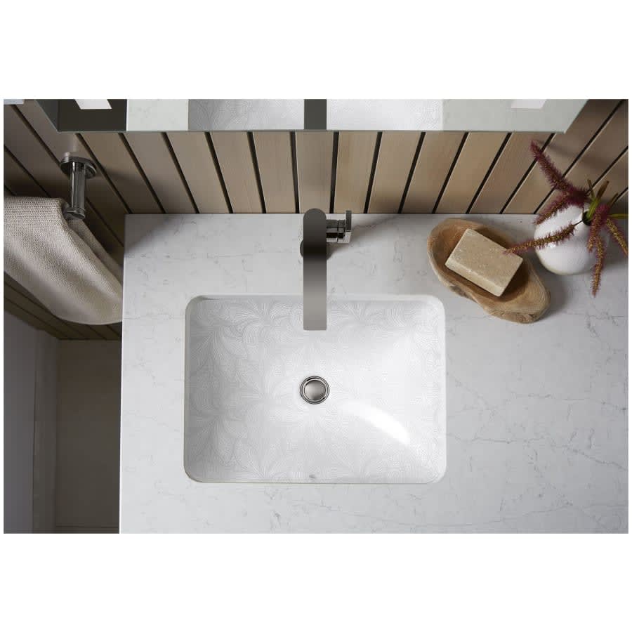 Composed 1.2 GPM Single Hole Bathroom Faucet with Pop-Up Drain Assembly