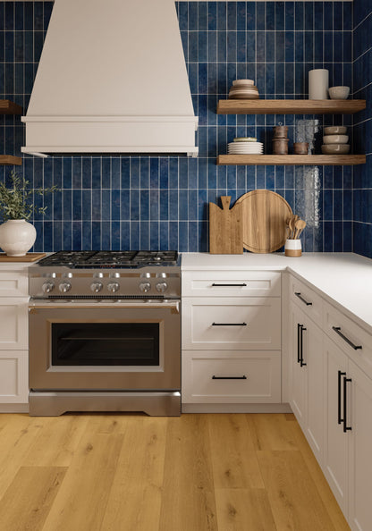 Cloé 2.5X8 Glossy Ceramic Tile in Blue
