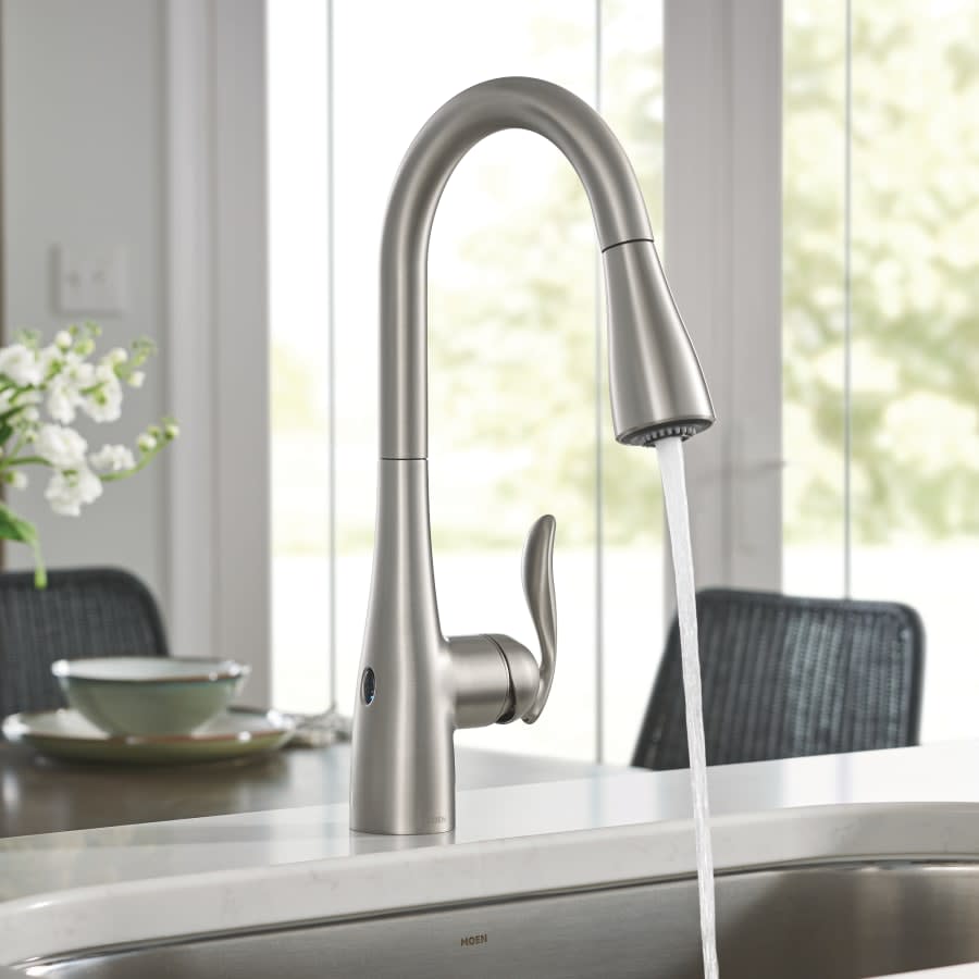 Arbor Pull-Down High Arc Kitchen Faucet with MotionSenseâ¢, Power Cleanâ¢, and Reflexâ¢ Technology - Includes Escutcheon Plate