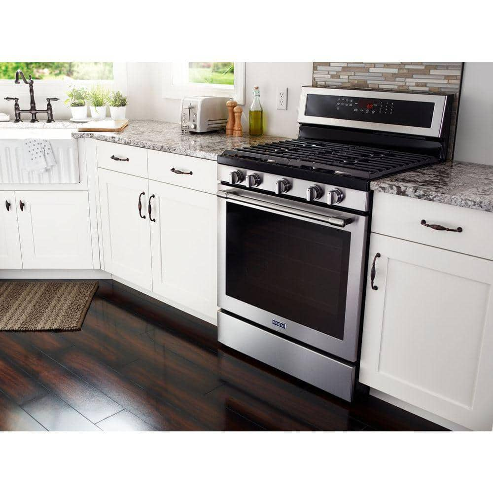 5.8 cu. ft. Gas Range with True Convection in Fingerprint Resistant Stainless Steel