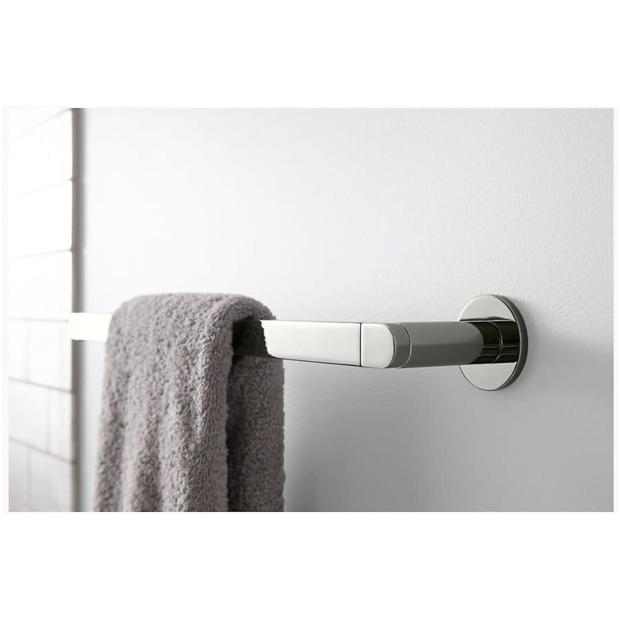 Composed 18" Towel Bar