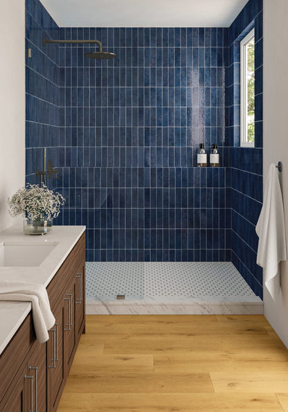 Cloé 2.5X8 Glossy Ceramic Tile in Blue