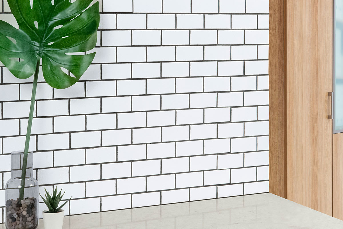 DOMINO WHITE SUBWAY TILE